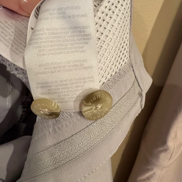 🌷🌷 PRICE ⬇️Columbia Mens 32" waist shorts - Picture 13 of 15